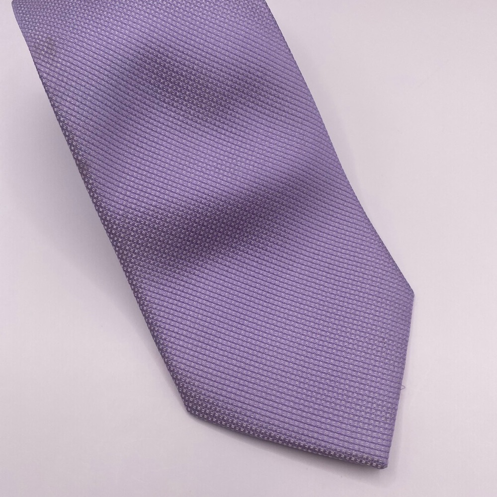 Beau Brummel Lavender Men's Tie Small Stains